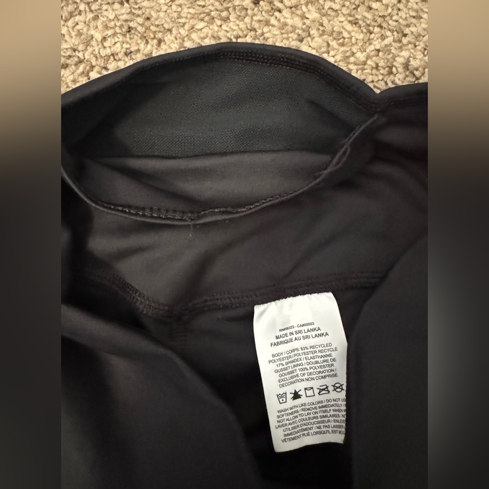 Nike bootcut leggings- size women’s small - Picture 5 of 6